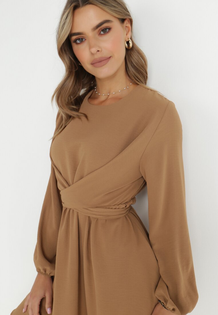 Beżowa Sukienka Rozkloszowana z Gumką w Pasie Selnaedo