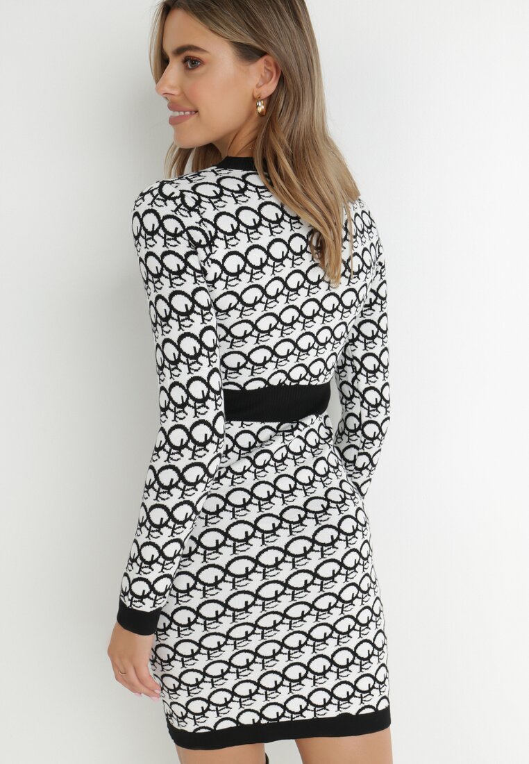 Biała Sukienka Sweterkowa z Wiskozy Proneope