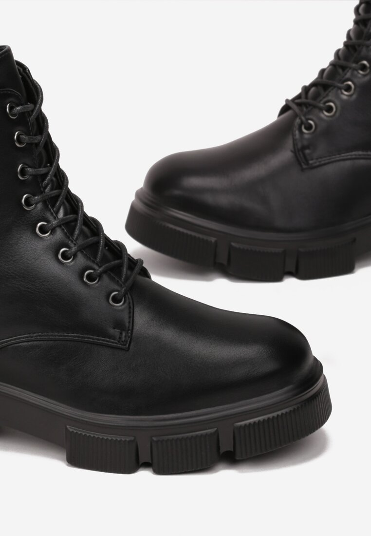 Botine Negre