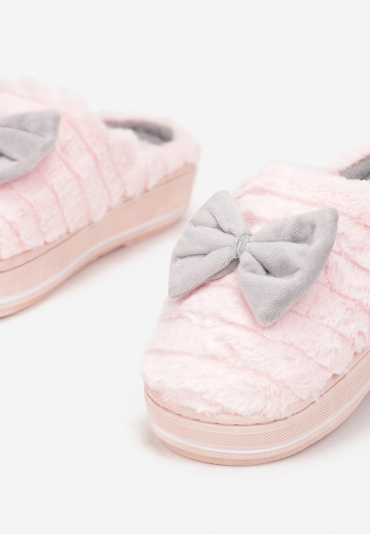 Różowe Kapcie Futrzane z Kokardką na Platformie Leka