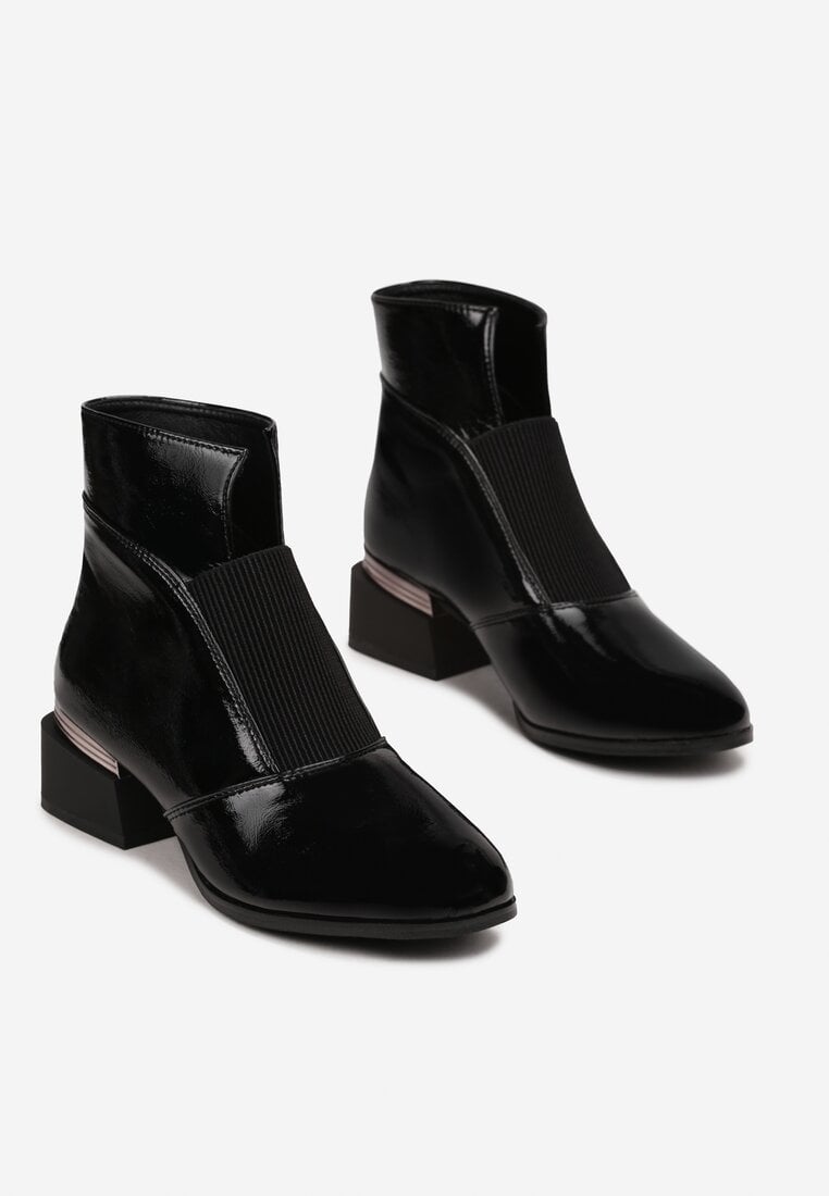 Czarne Botki na Słupku Dahi