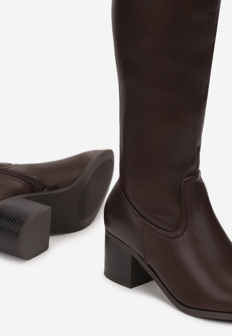 Brązowe Kozaki przed Kolano na Słupku Carlo