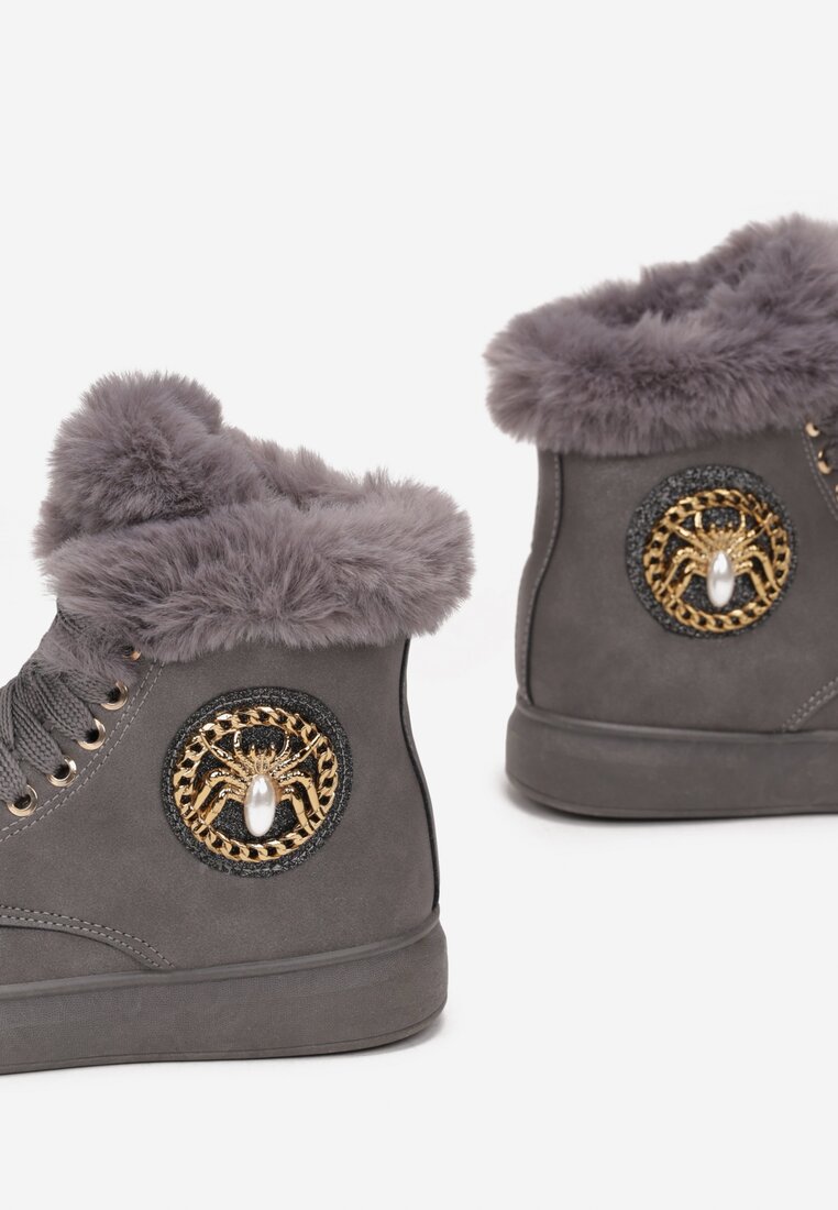 Szare Botki Sznurowane z Naszywką i Futerkiem Nolki