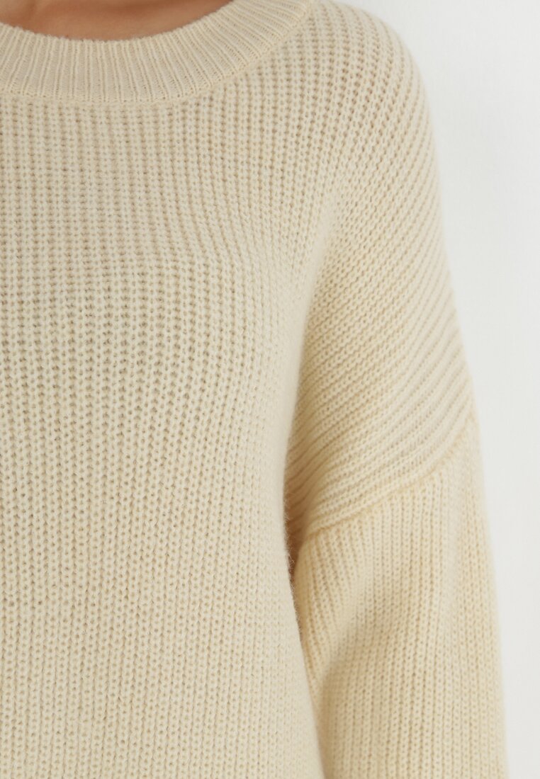 Beżowy Sweter Oversize z Okrągłym Dekoltem Ravo
