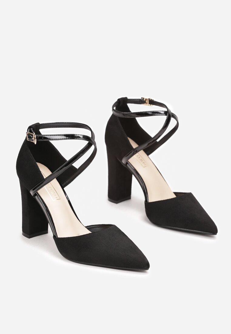 Czarne Czółenka ze Szpiczastym Noskiem na Słupku Membem