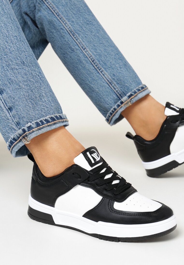 Biało-Czarne Sneakersy z Imitacji Skóry Zdobione Wstawkami Naini