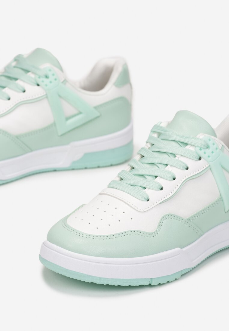 Biało-Jasnozielone Sneakersy ze Wstawkami i Perforacją na Nosku Linis