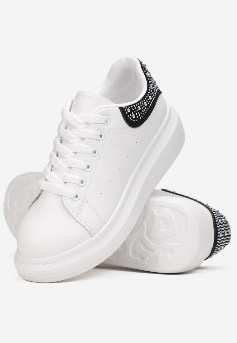 Biało-Czarne Sneakersy z Cyrkoniami i Perforacją Jacquelyn