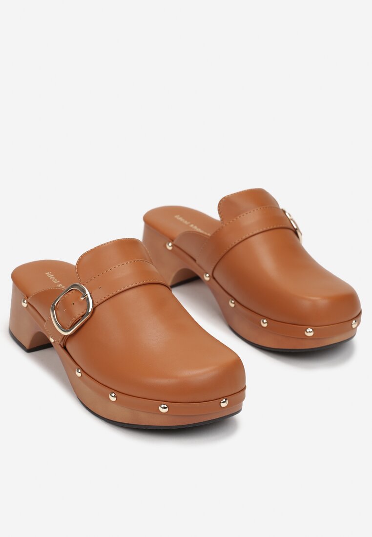 Papuci Maro