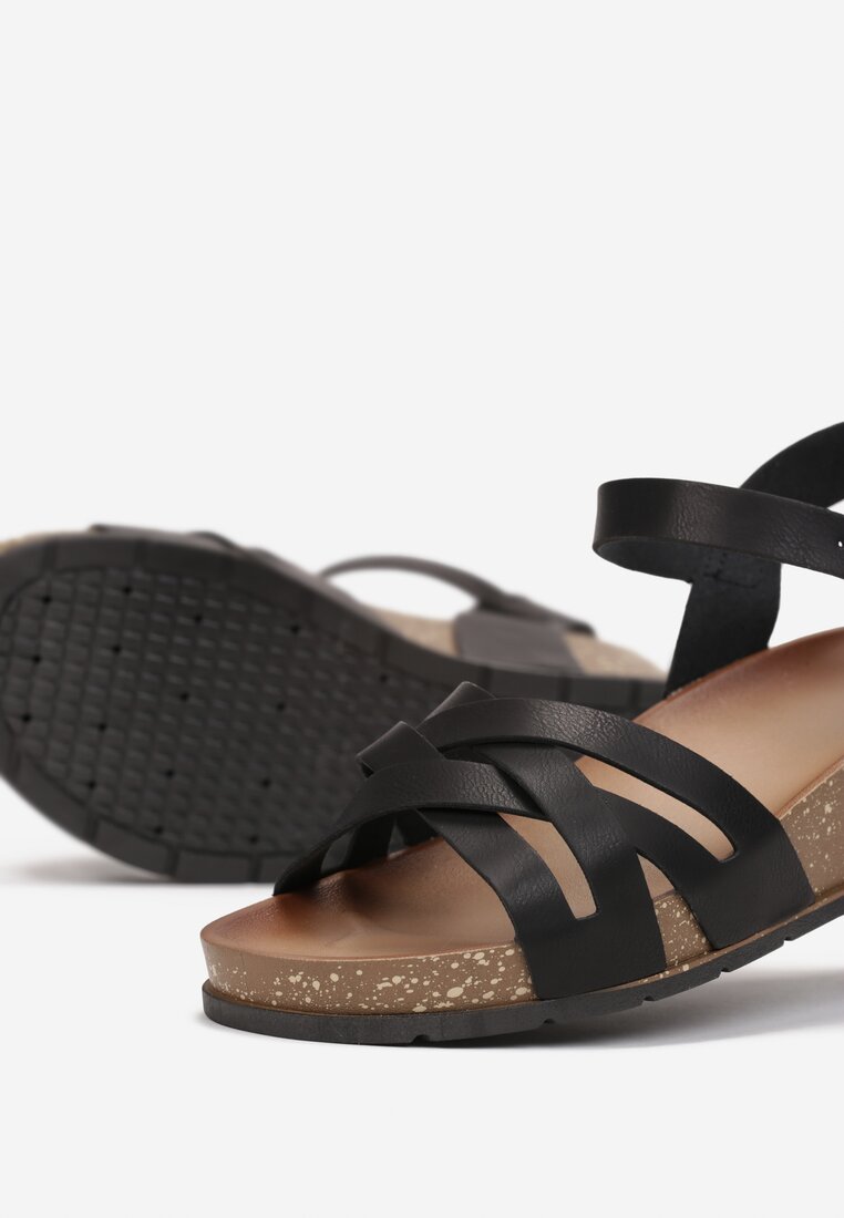 Czarne Sandały na Koturnie z Paskami Farosh