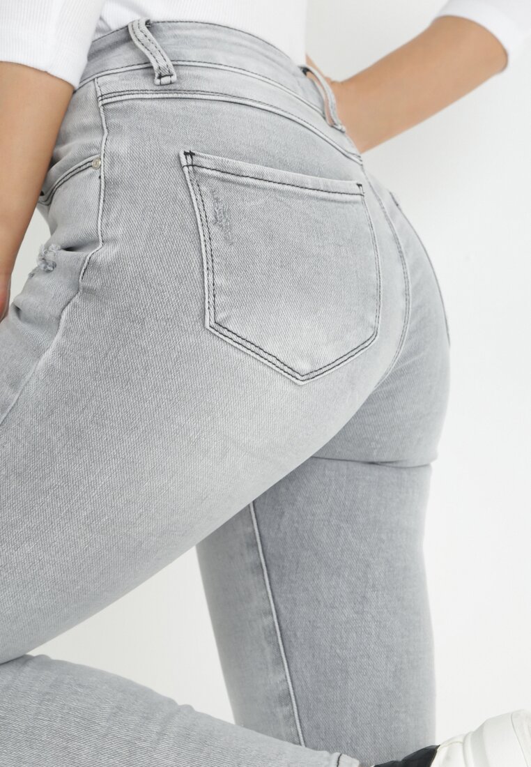Jasnoszare Jeansy Skinny z Regularnym Stanem Deleah