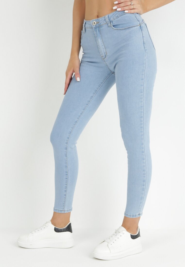 Niebieskie Jeansy Skinny z Efektem Push Up Judia