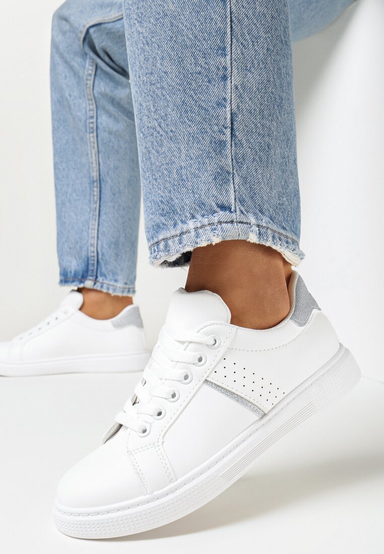 Biało-Srebrne Sneakersy na Płaskiej Podeszwie z Brokatowymi Wstawkami Sassa