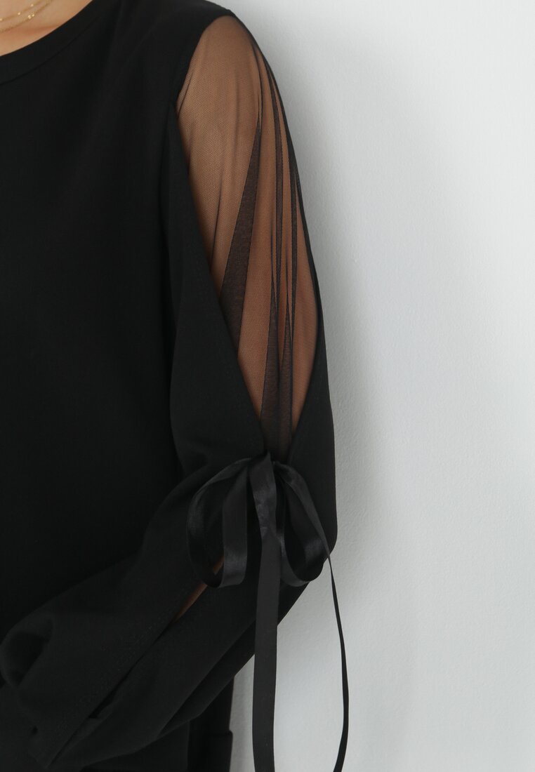 Czarna Sukienka Mini z Tiulowymi Rękawami i Falbanką na Dole Nainne