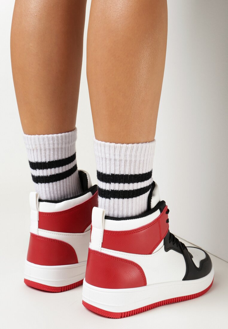 Biało-Czerwone Sneakersy za Kostkę z Perforacją Desta