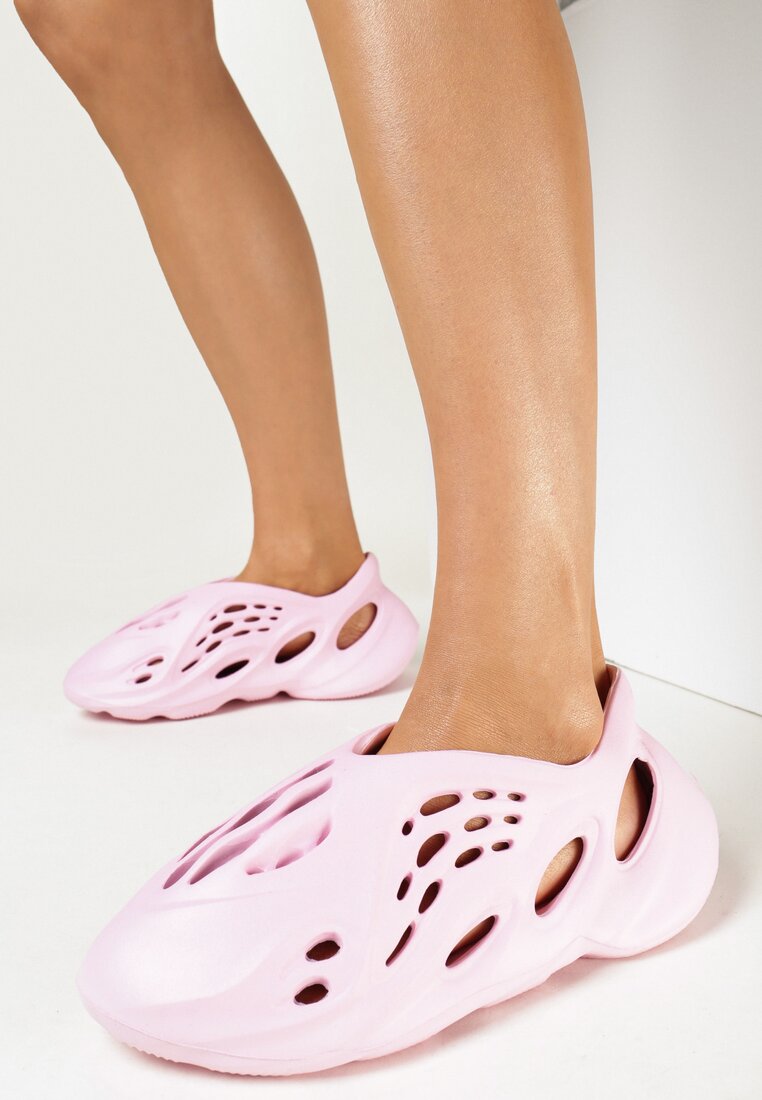 Różówe Sneakersy z Pianki Zdobione Wycięciami Harelle