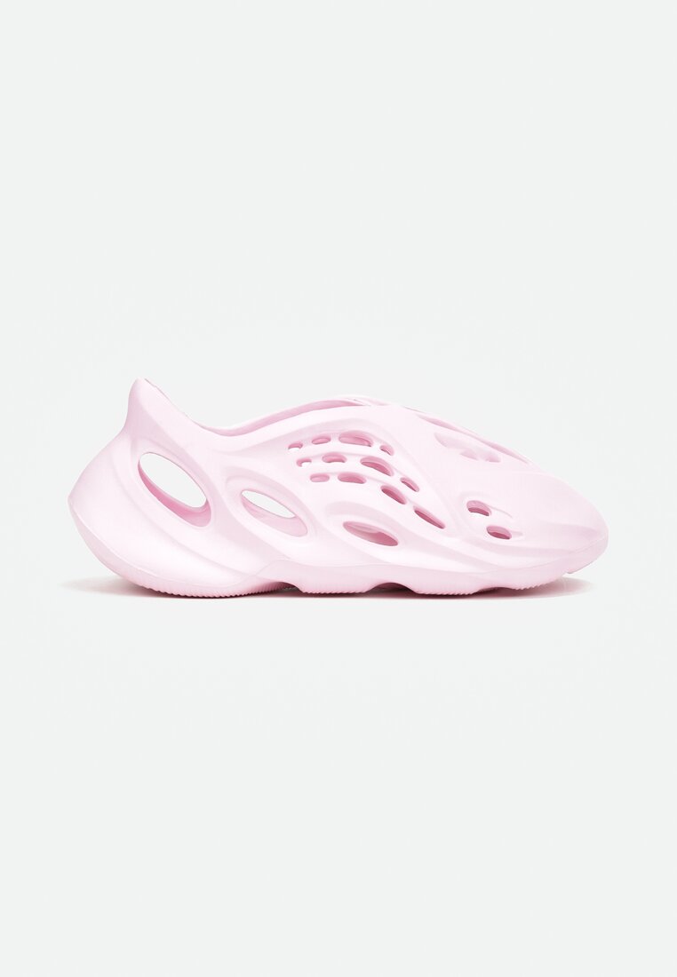 Różówe Sneakersy z Pianki Zdobione Wycięciami Harelle