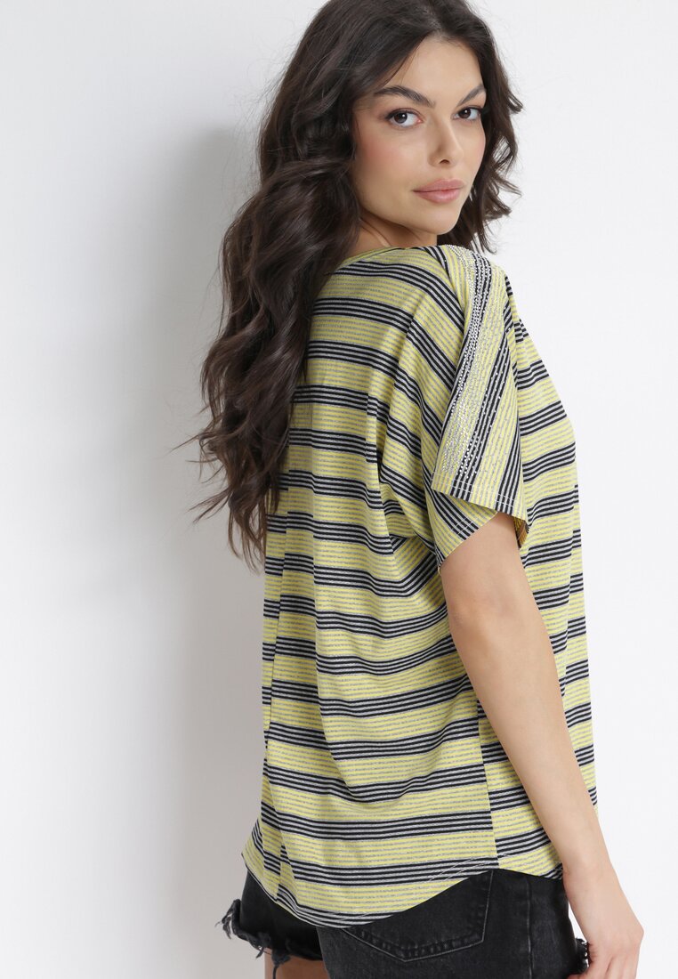 Żółta Bluzka Nietoperz z Ozdobnym Dekoltem i Cyrkoniami na Rękawach Fynna