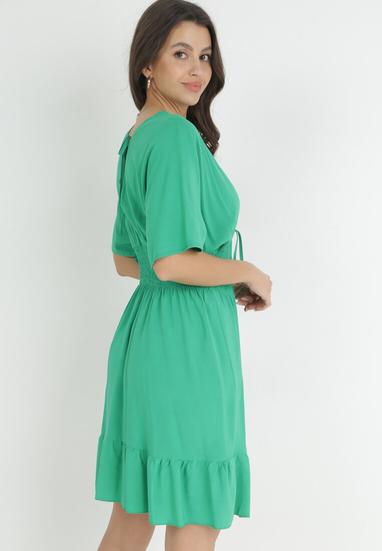 Zielona Sukienka z Wiskozy z Marszczoną Gumką w Talii Demaria