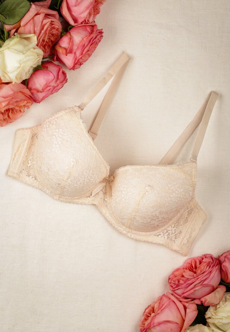 Sutien Bej deschis