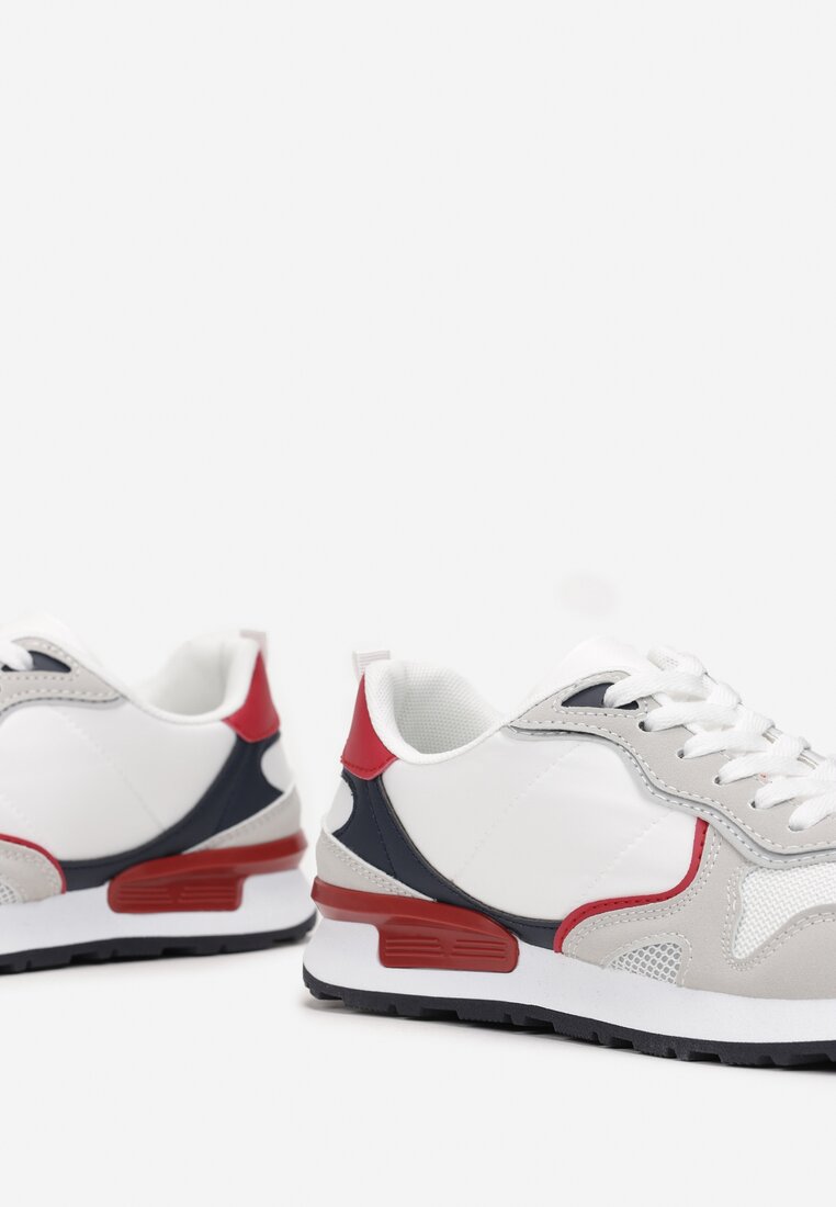 Białe Buty Sportowe z Cholewką przed Kostkę z Modnymi Przeszyciami Zariata