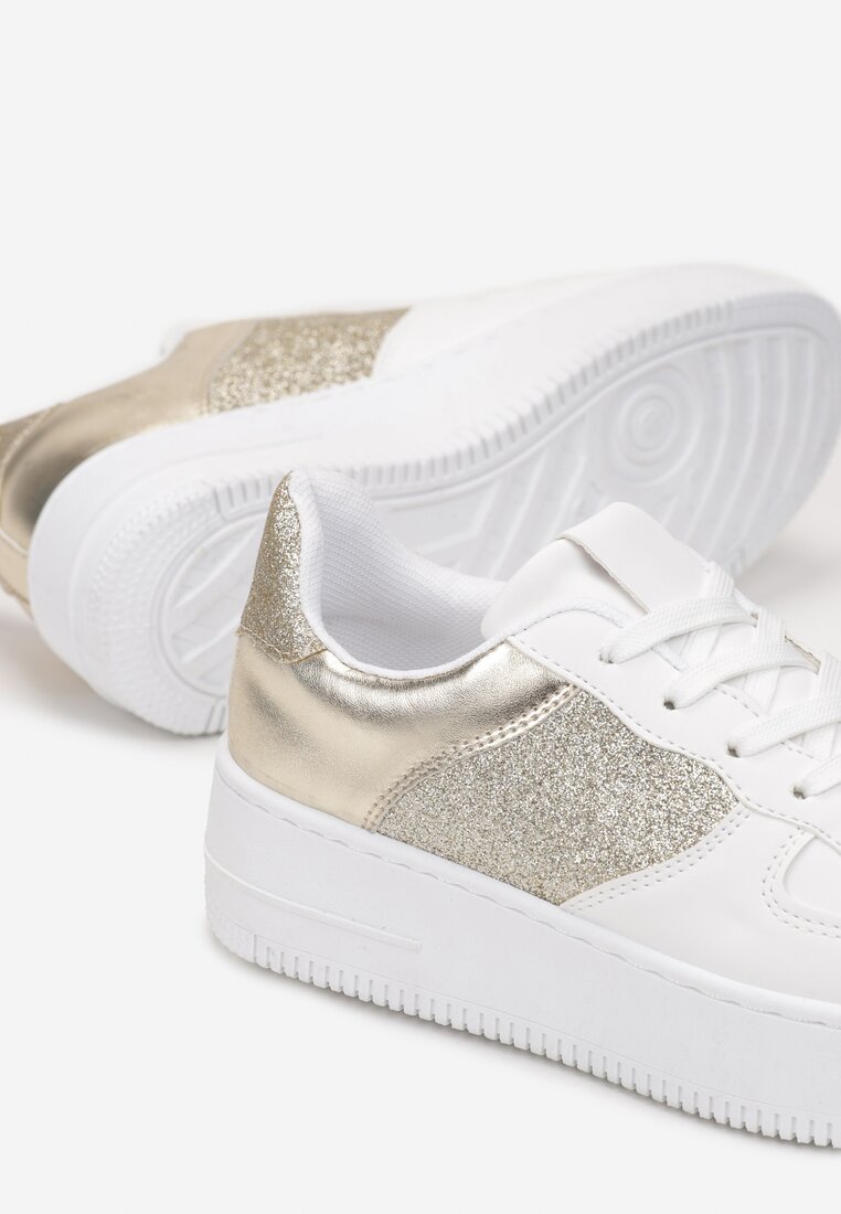 Biało-Złote Sznurowane Sneakersy na Płaskiej Podeszwie z Brokatowymi Wstawkami Dezia