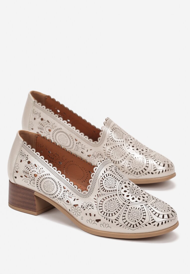 Pantofi cu toc Bej