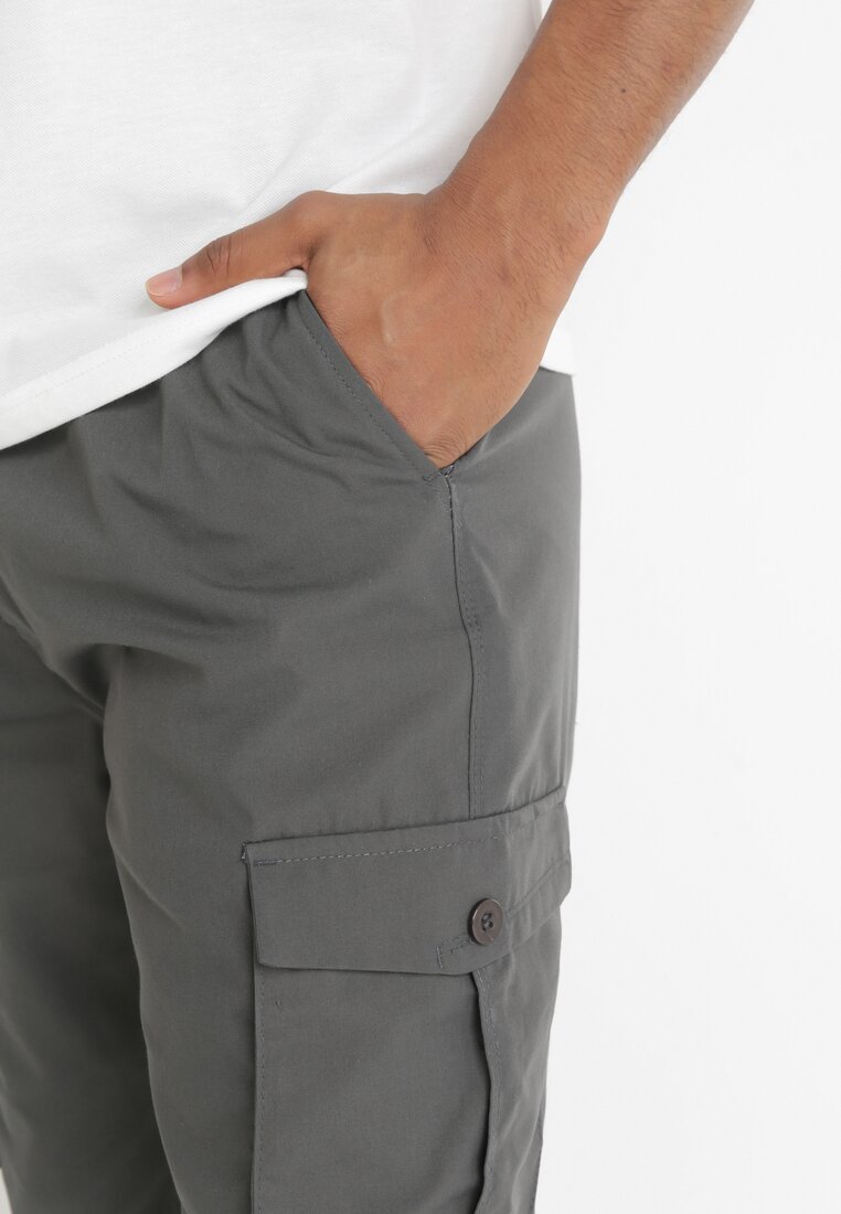 Pantaloni scurți Verde închis