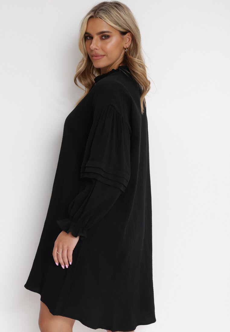 Czarna Bawełniana Sukienka Mini z Ozdobnym Wiązaniem i Przeszyciami na Rękawach Anla