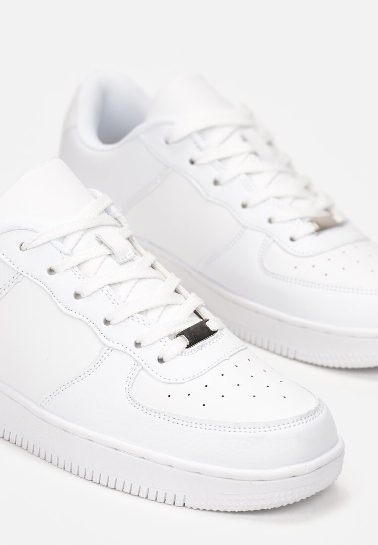 Białe Buty Sportowe przed Kostkę ze Sznurowaniem i Przeszyciami Kenidi
