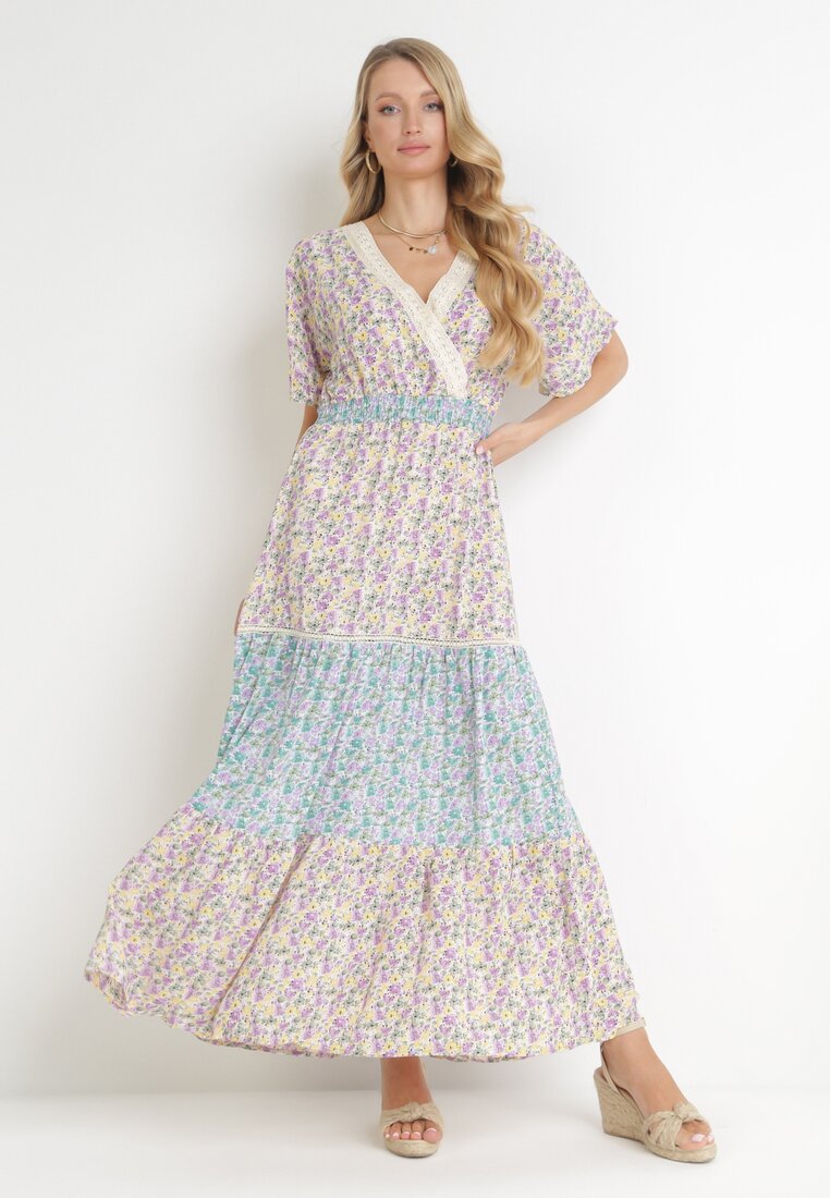 Fioletowo-Niebieska Rozkloszowana Sukienka Maxi z Gumką w Talii i Koronkowym Dekoltem Gerbera