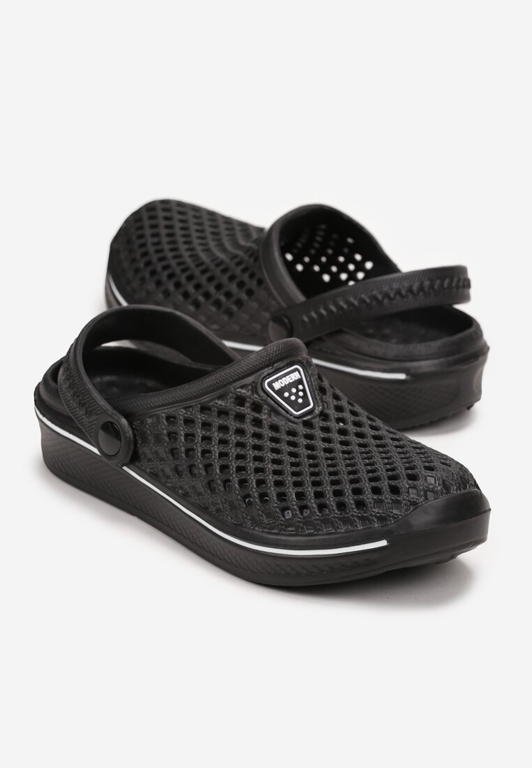 Fekete Papucs