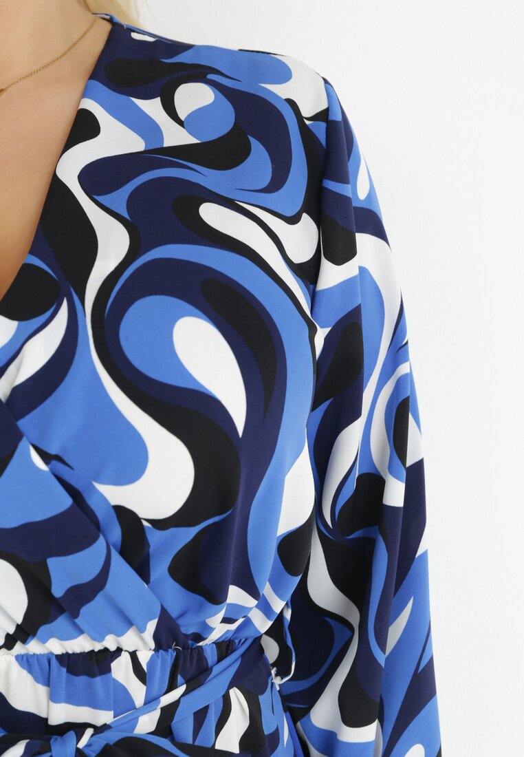 Granatowa Rozkloszowana Sukienka Maxi w Fantazyjny Print Blanis
