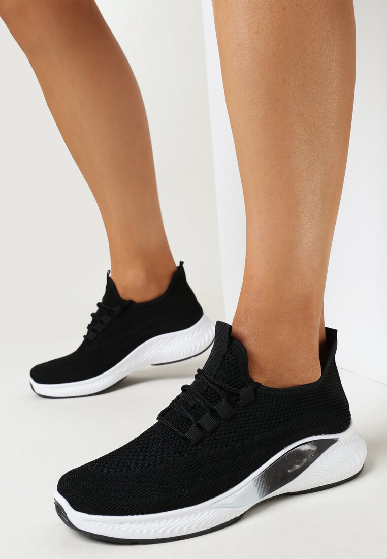 Czarne Buty Sportowe z Elastyczną Cholewką Askya