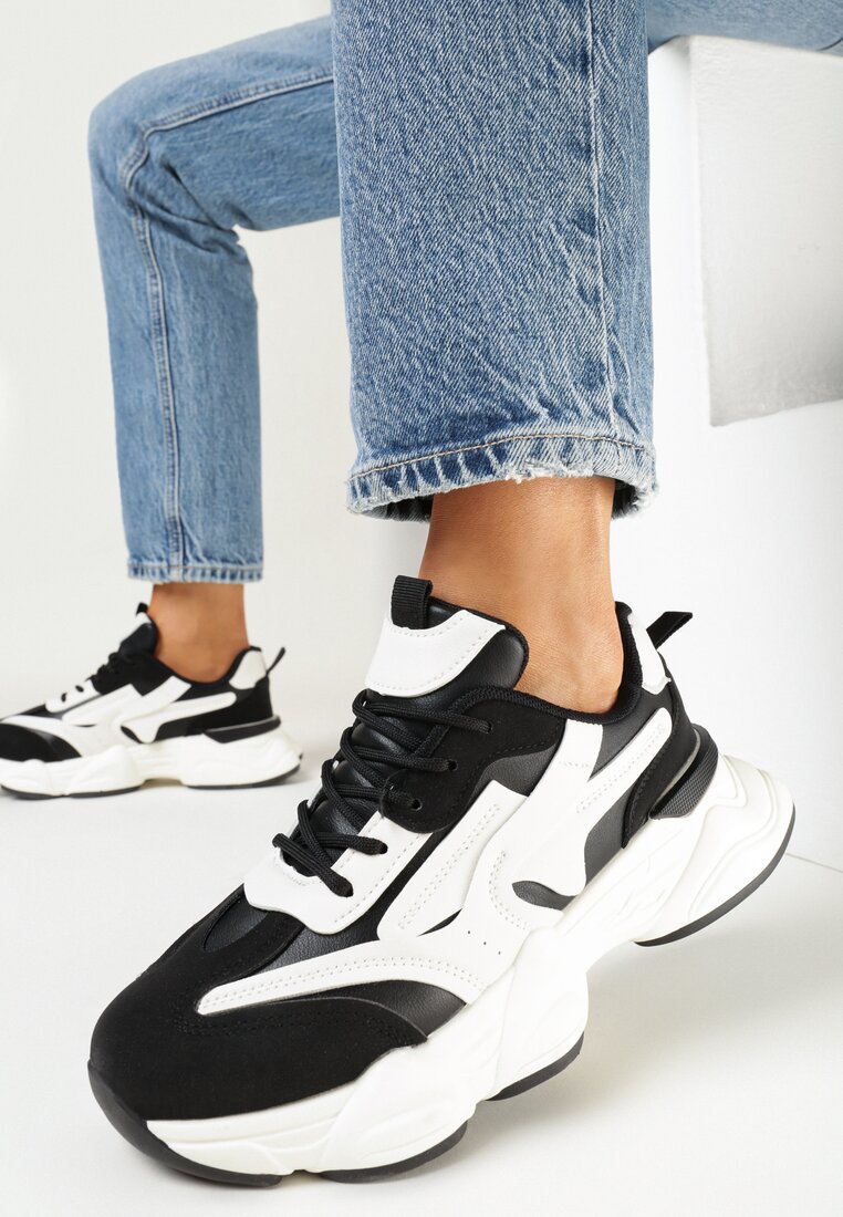 Czarne Sneakersy na Grubej Podeszwie z Ozdobnymi Wstawkami Hamaconi