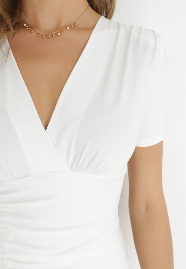 Biała Asymetryczna Sukienka z Wycięciem Rentines