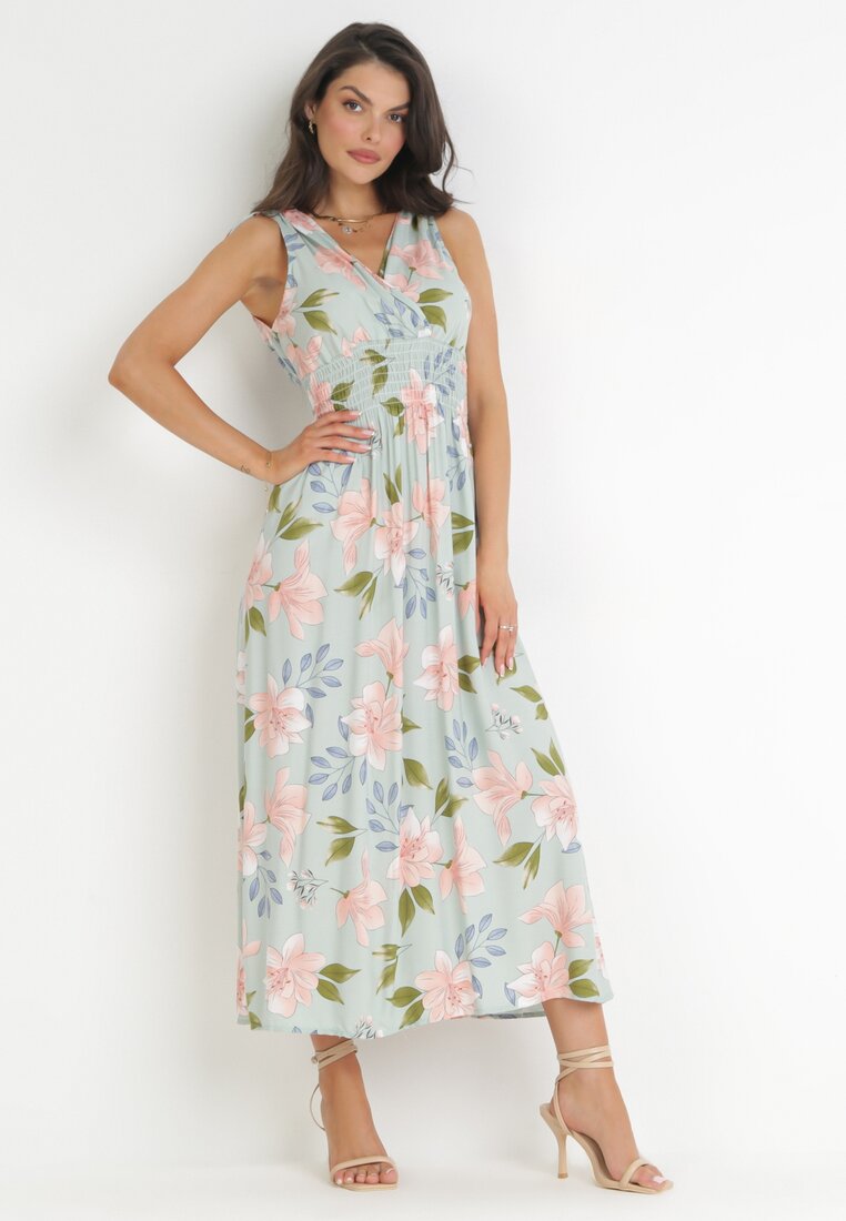 Jasnozielona Sukienka Maxi z Gumką w Pasie i Kopertowym Dekoltem w Kwiaty Shreya