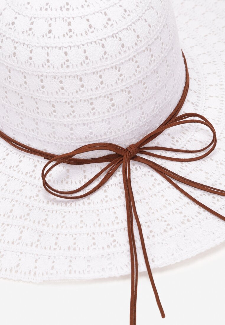 Biały Szeroki Słomiany Kapelusz z Wiązaniem Emmana