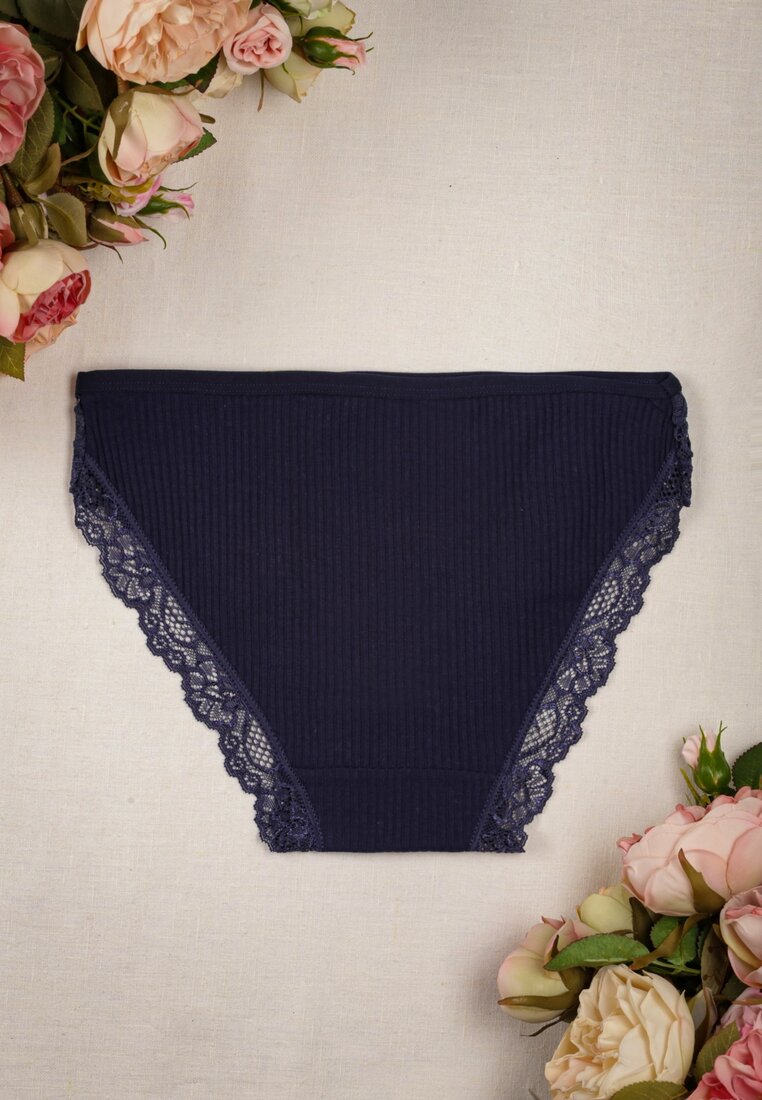 Granatowe Prążkowane Majtki Figi z Koronką Arielis