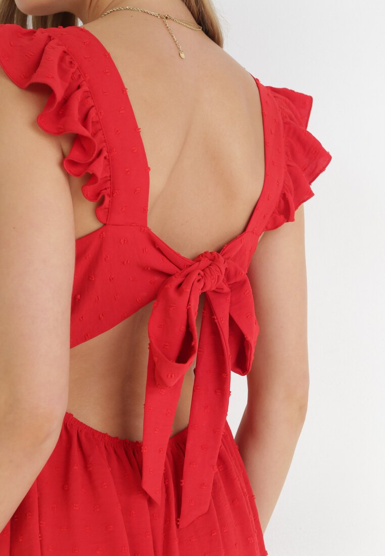 Czerwona Rozkloszowana Sukienka Mini z Tkaniny Plumeti i Odkrytymi Plecami Caitadi