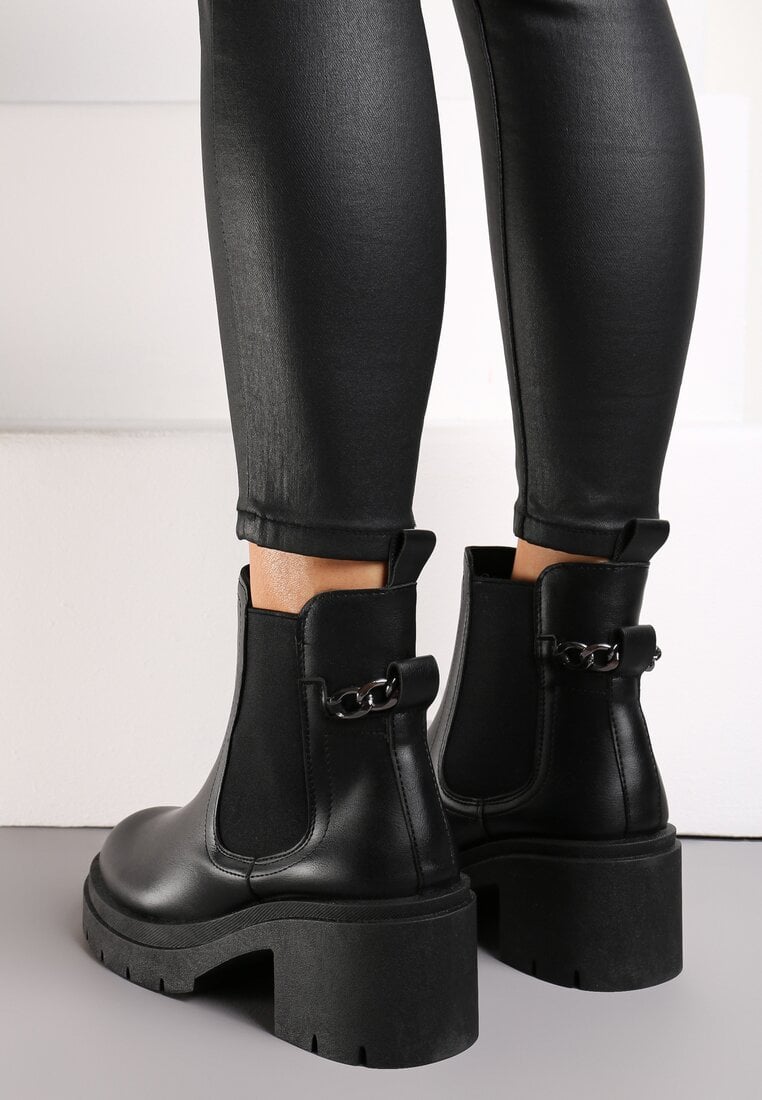 Botine Negre