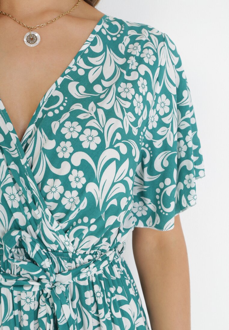 Zielona Wiskozowa Maxi Sukienka z Kopertowym Dekoltem i Materiałowym Paskiem Britilla