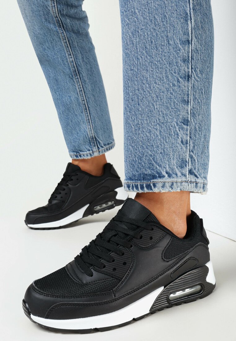 Czarno-Białe Sneakersy na Grubej Podeszwie z Wstawką Denni