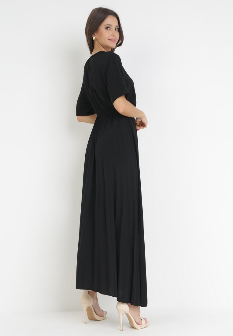 Czarna Sukienka Plisowana Maxi z Wiązanym Paskiem Dianiza