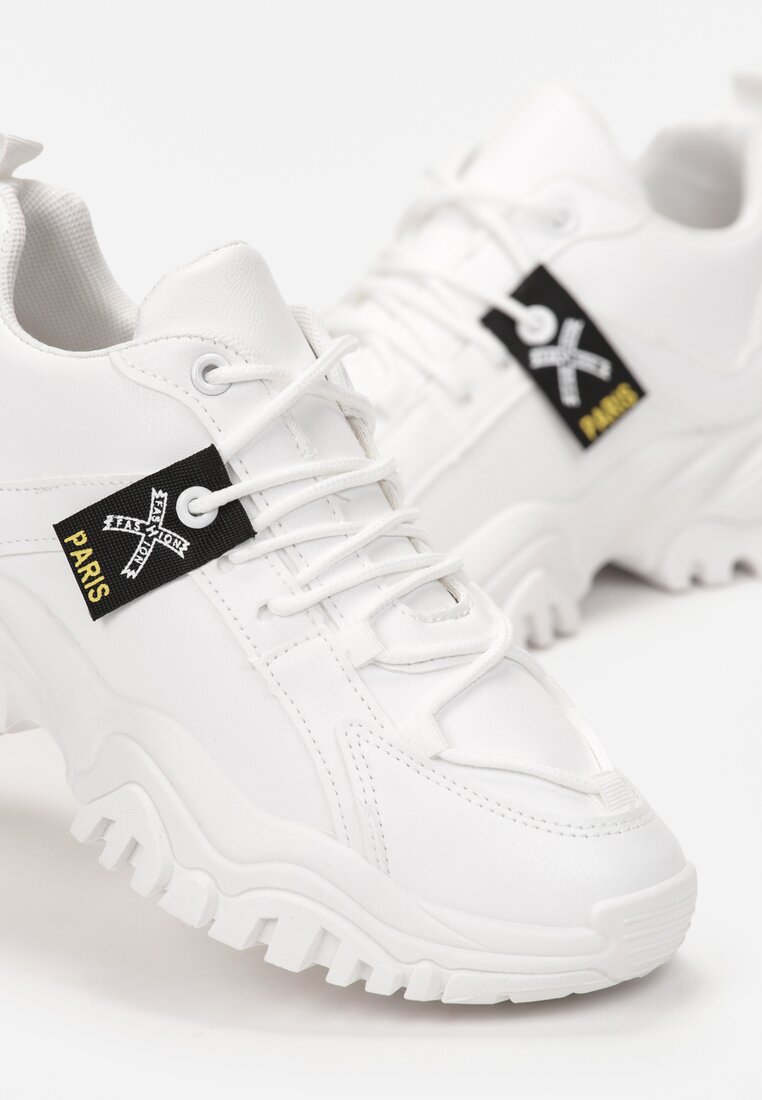 Białe Sneakersy na Grubej Podeszwie z Metaliczną Wstawką Deminik