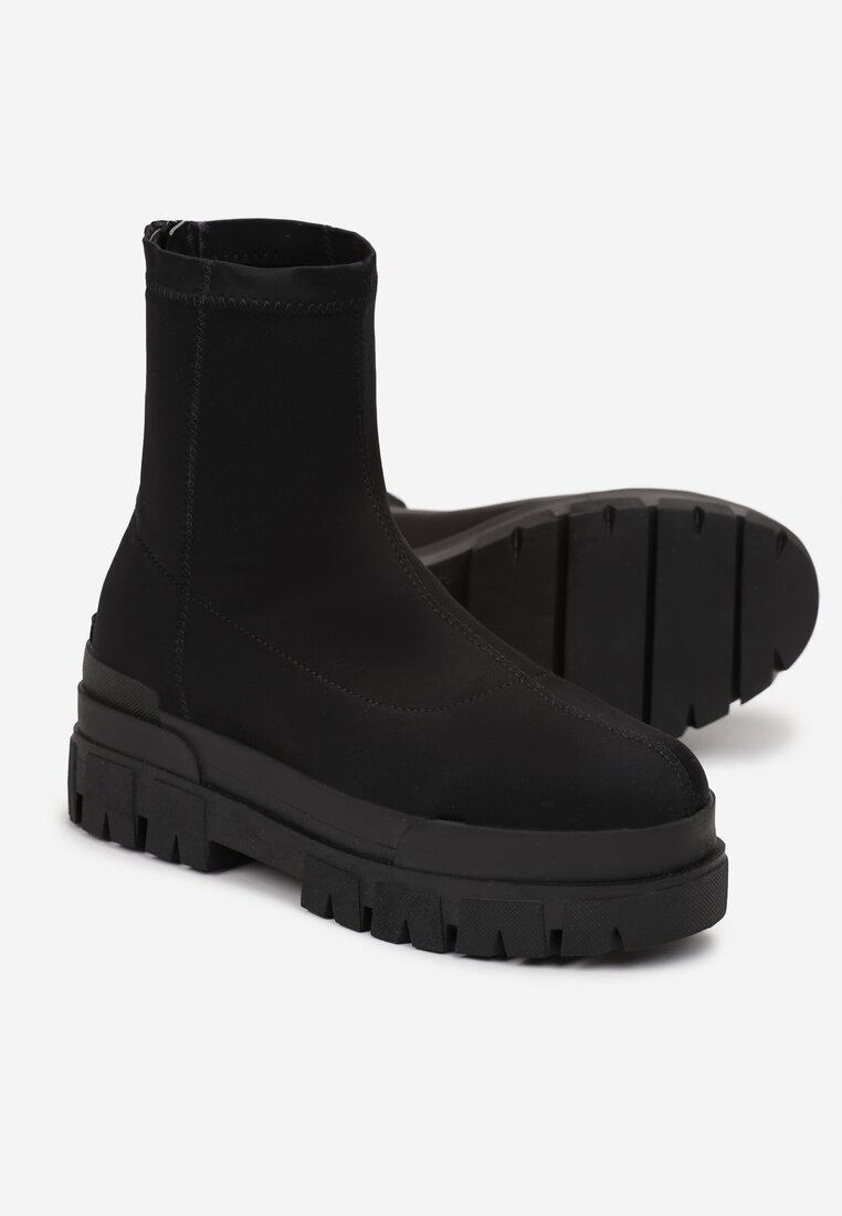 Botine Negre