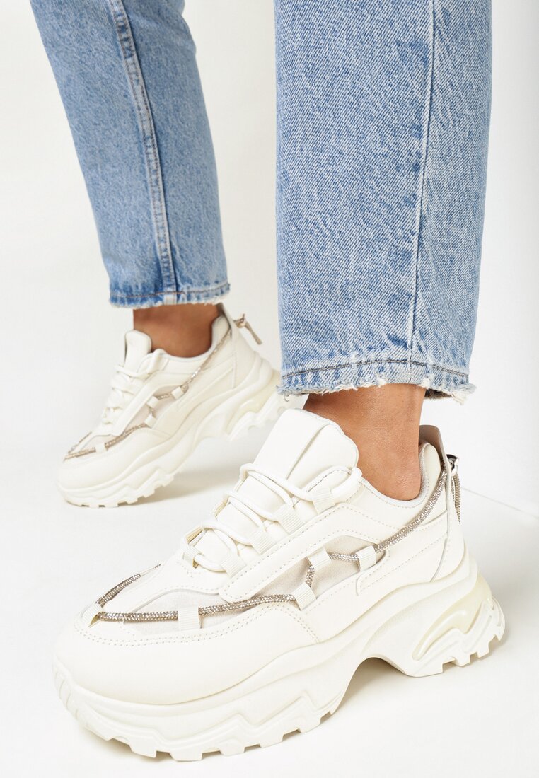 Beżowe Sneakersy na Grubej Podeszwie z Sznurkiem w Cyrkonie Bertne