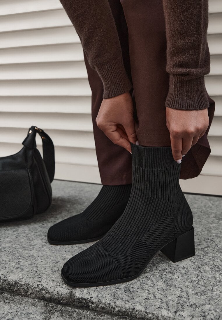 Botine Negre