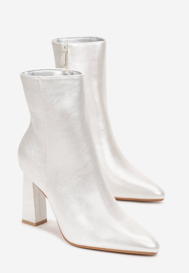 Botine Argintii