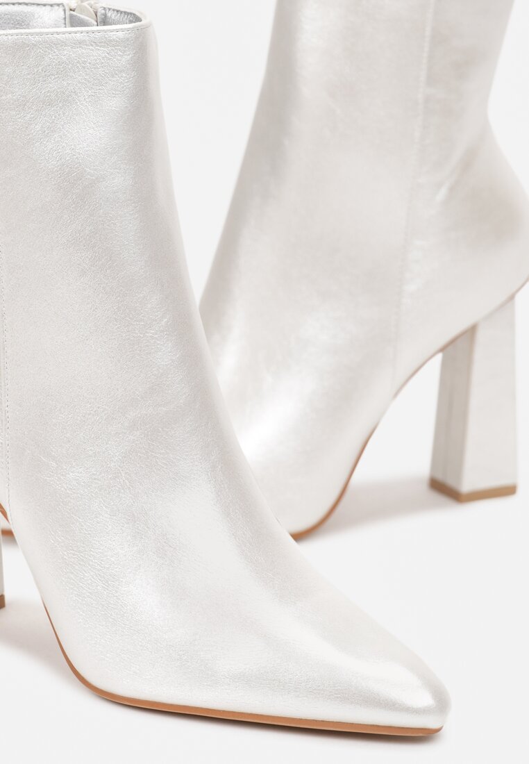 Botine Argintii